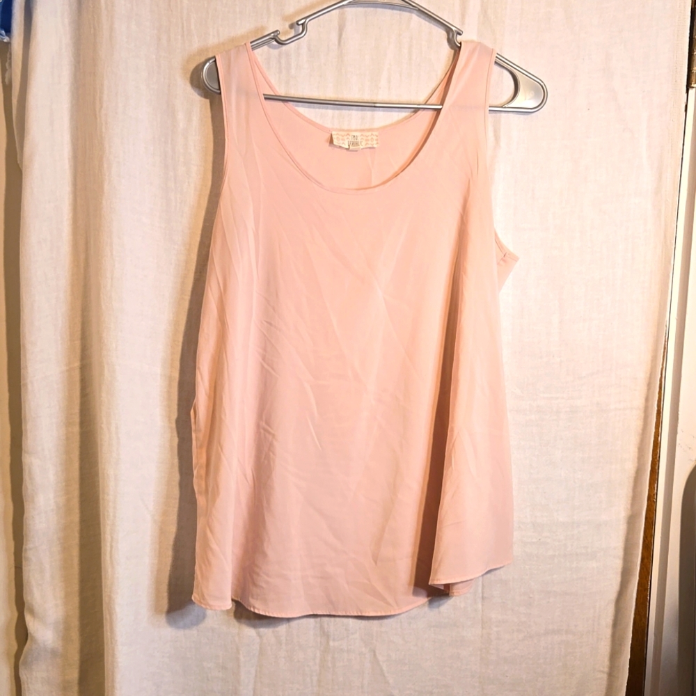 Pink Republic‎ sleeveless blouse